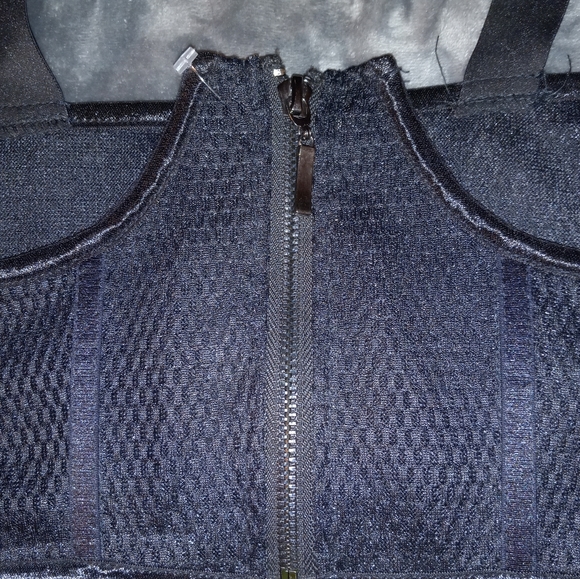 She's a stunner underwire corset - Picture 3 of 12